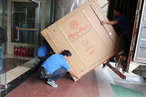 凤冈钢琴贵重工艺品无忧运